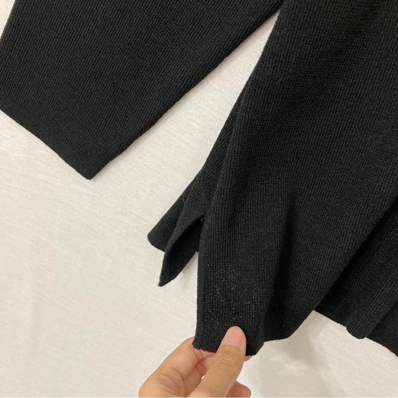 Liz Claiborne Black V Neck Floral Embellished Long Sleeve Sweater 2X - Picture 6 of 8